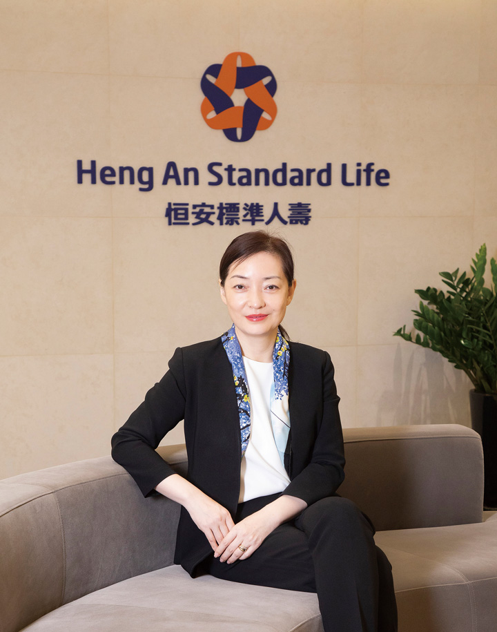 恒安標準人壽（亞洲）有限公司行政總裁劉東煜女士表示：「我們會繼續配合市場需要，積極研發嶄新以理財為主的保險產品，亦會加強與業務夥伴的合作，以回應客戶需求。」